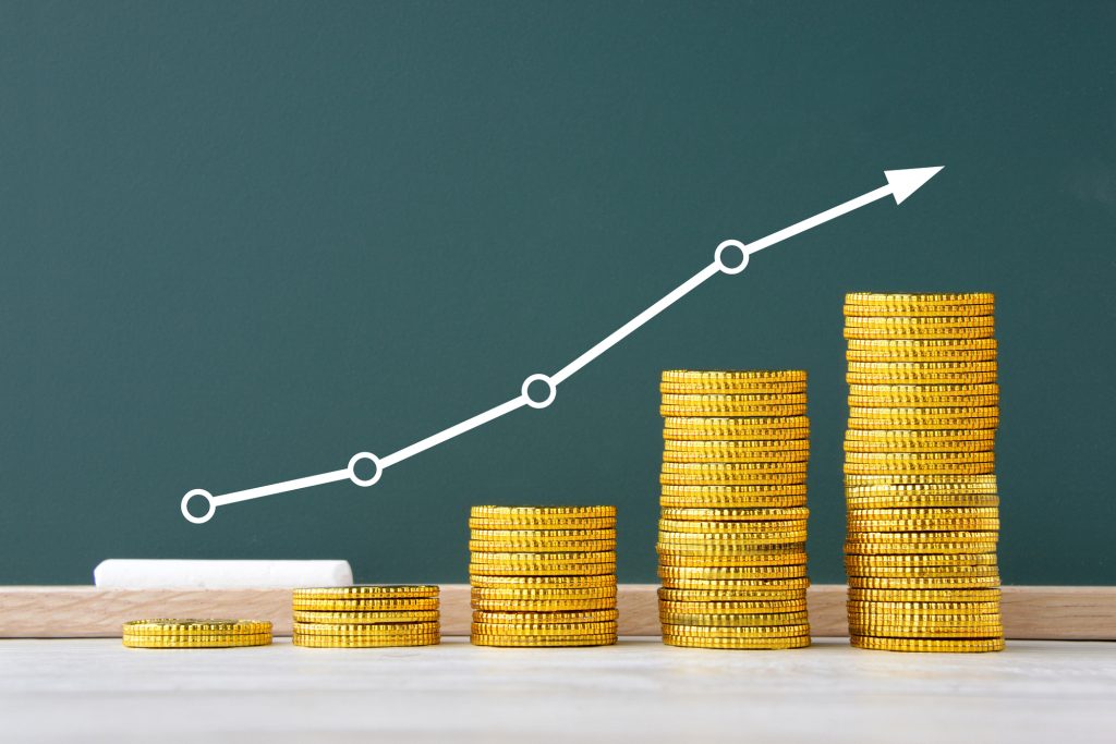 不動産売買仲介に携わる人の年収はいくら？